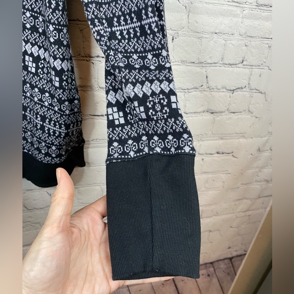 Women’s Columbia Nordic style sweater size large - Picture 4 of 7